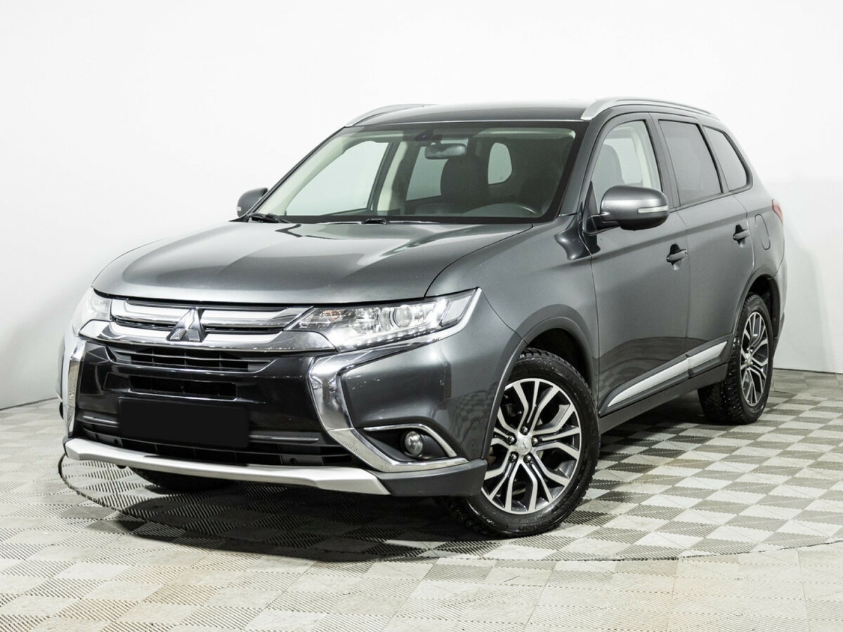 Mitsubishi Outlander с пробегом — 2017 год. Посмотреть фото