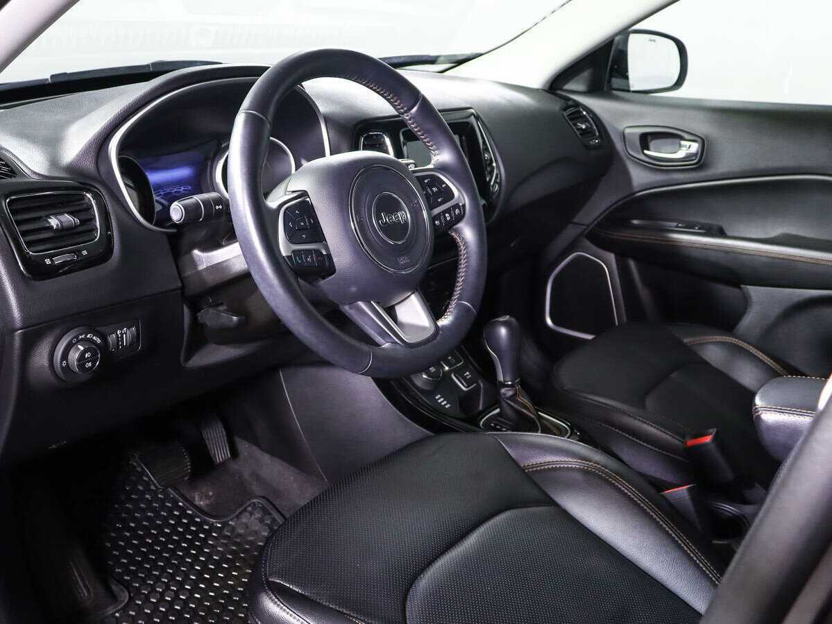 Jeep Compass с пробегом — 2019 год. Фото: #11