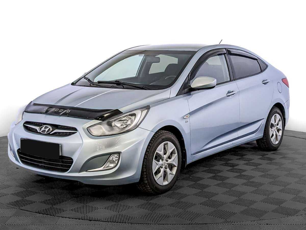 Hyundai Solaris с пробегом — 2011 год. Посмотреть фото