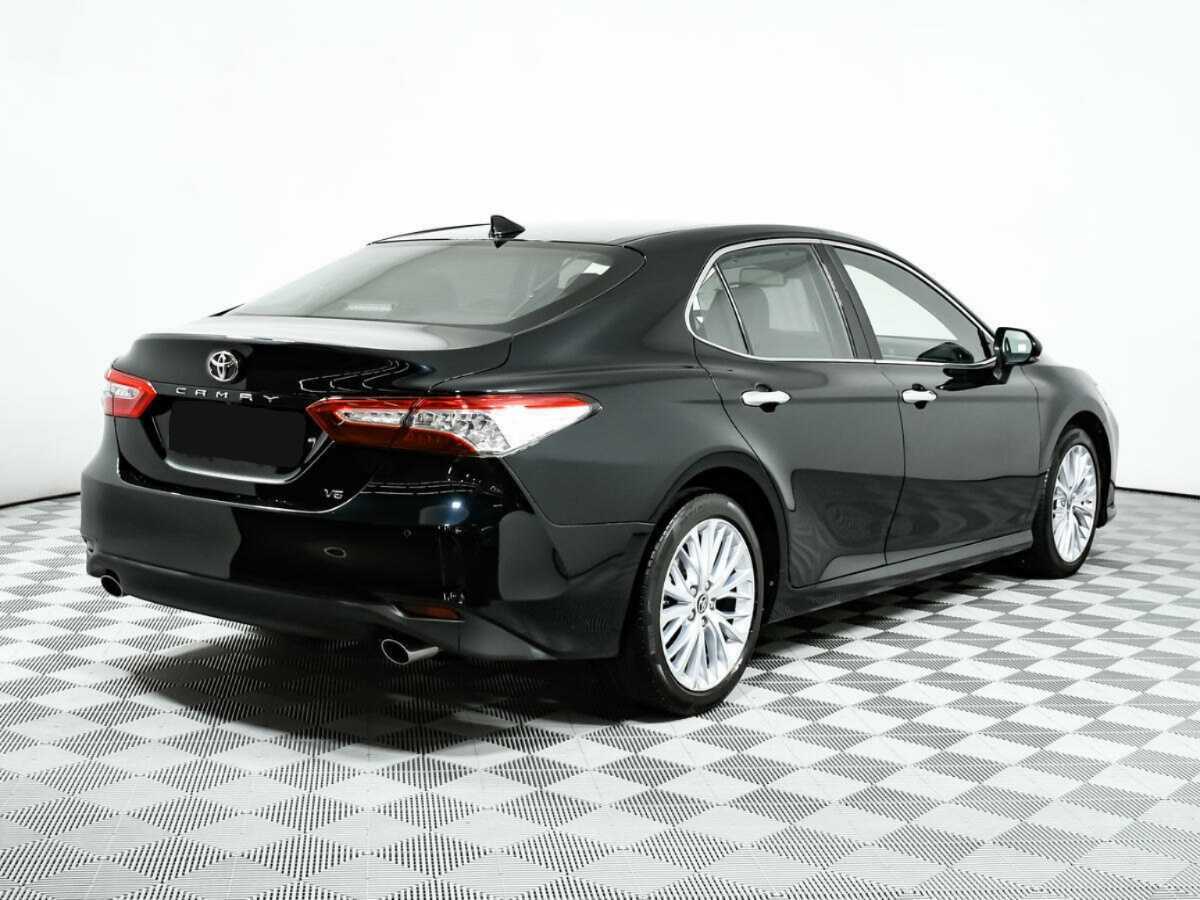Toyota Camry с пробегом — 2020 год. Фото: #4