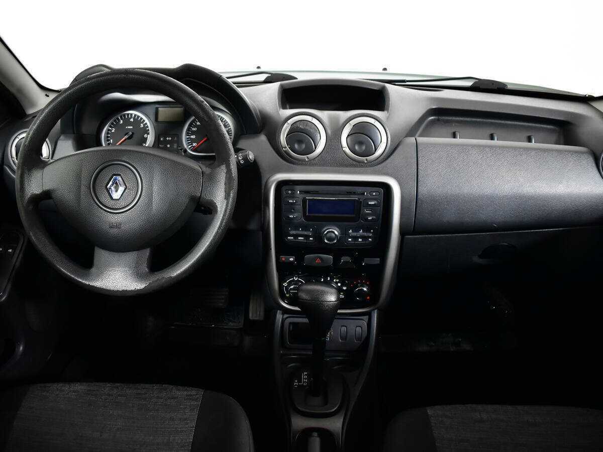Renault Duster с пробегом — 2014 год. Фото: #11
