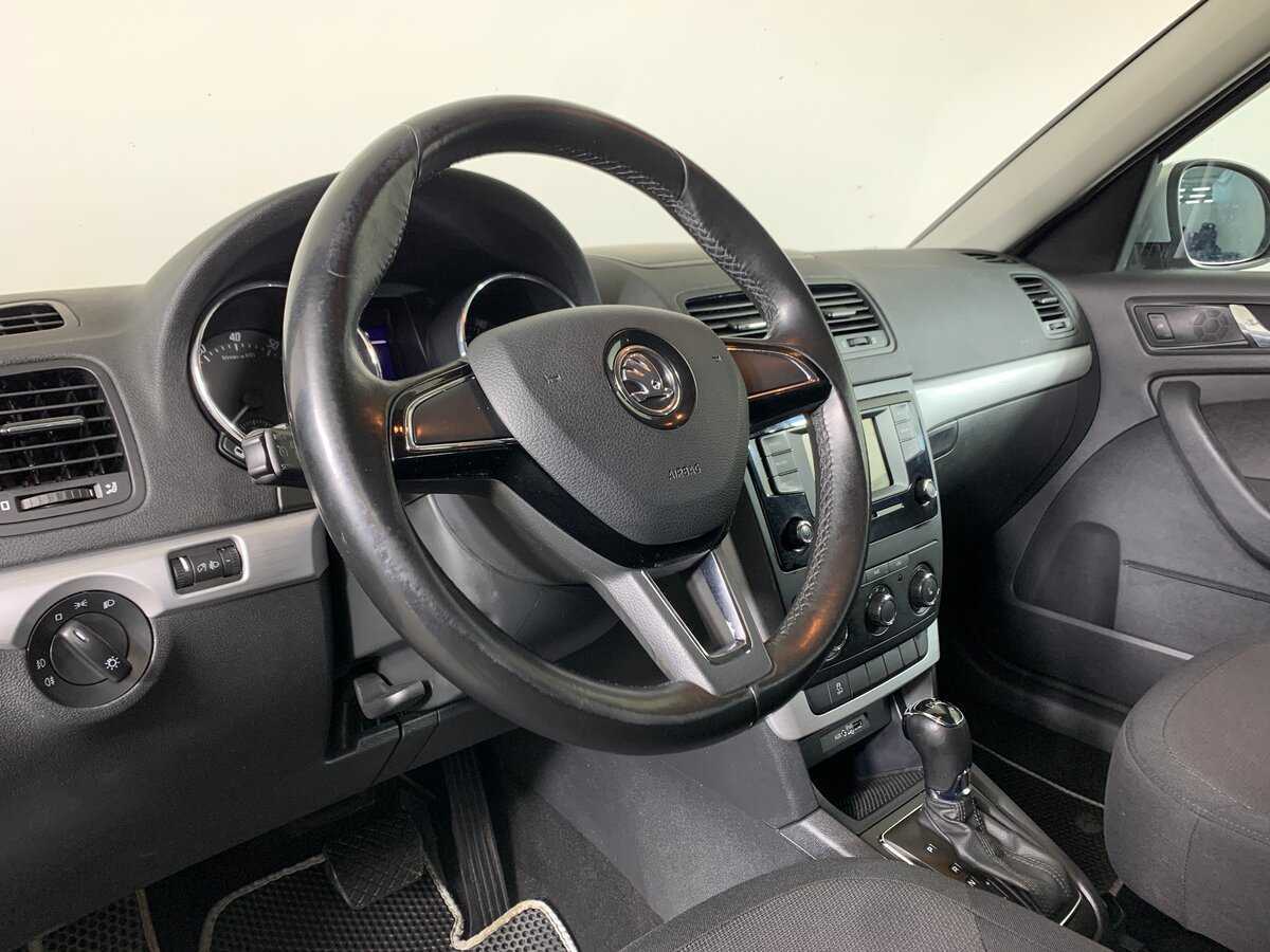 Skoda Yeti с пробегом — 2015 год. Фото: #11