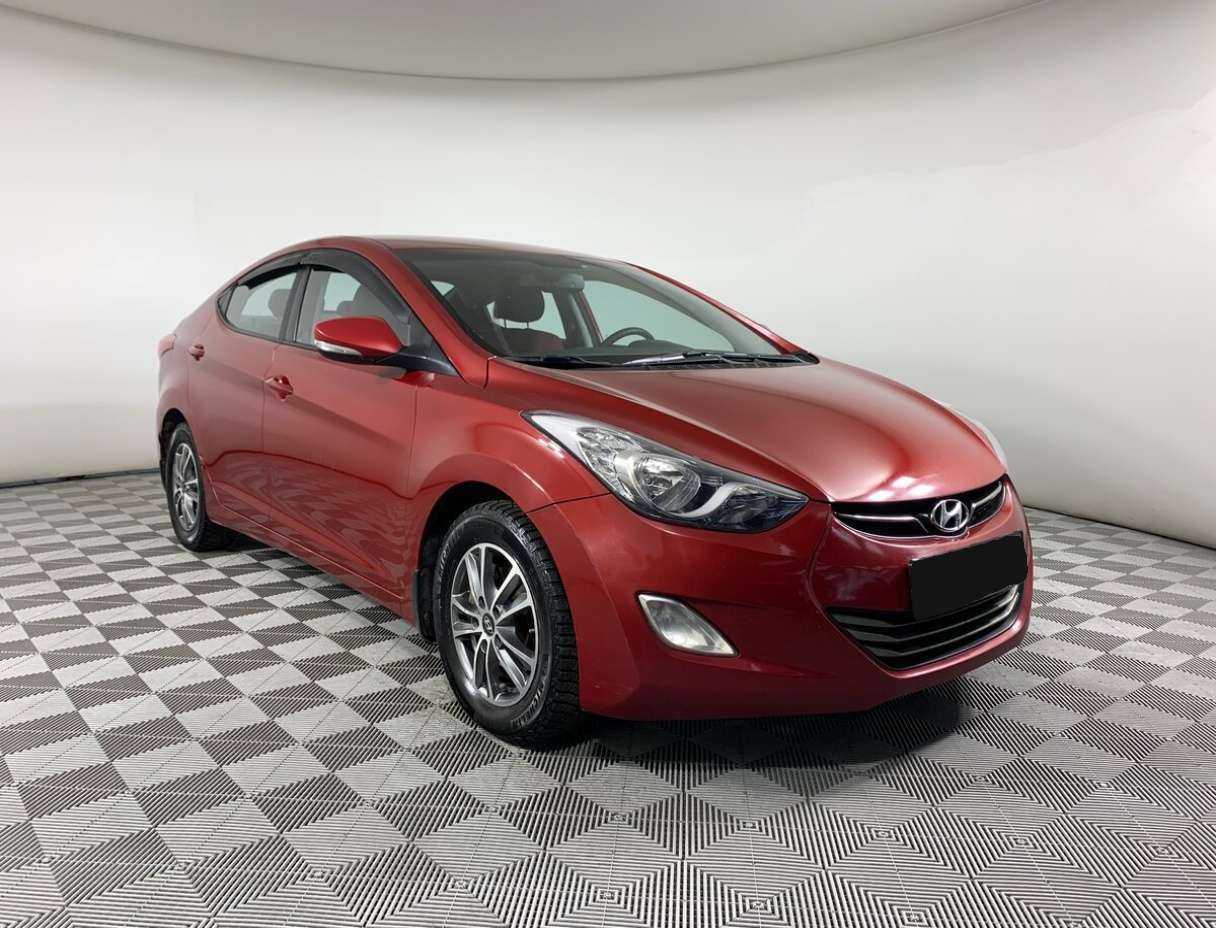 Hyundai Elantra с пробегом — 2011 год. Фото: #1