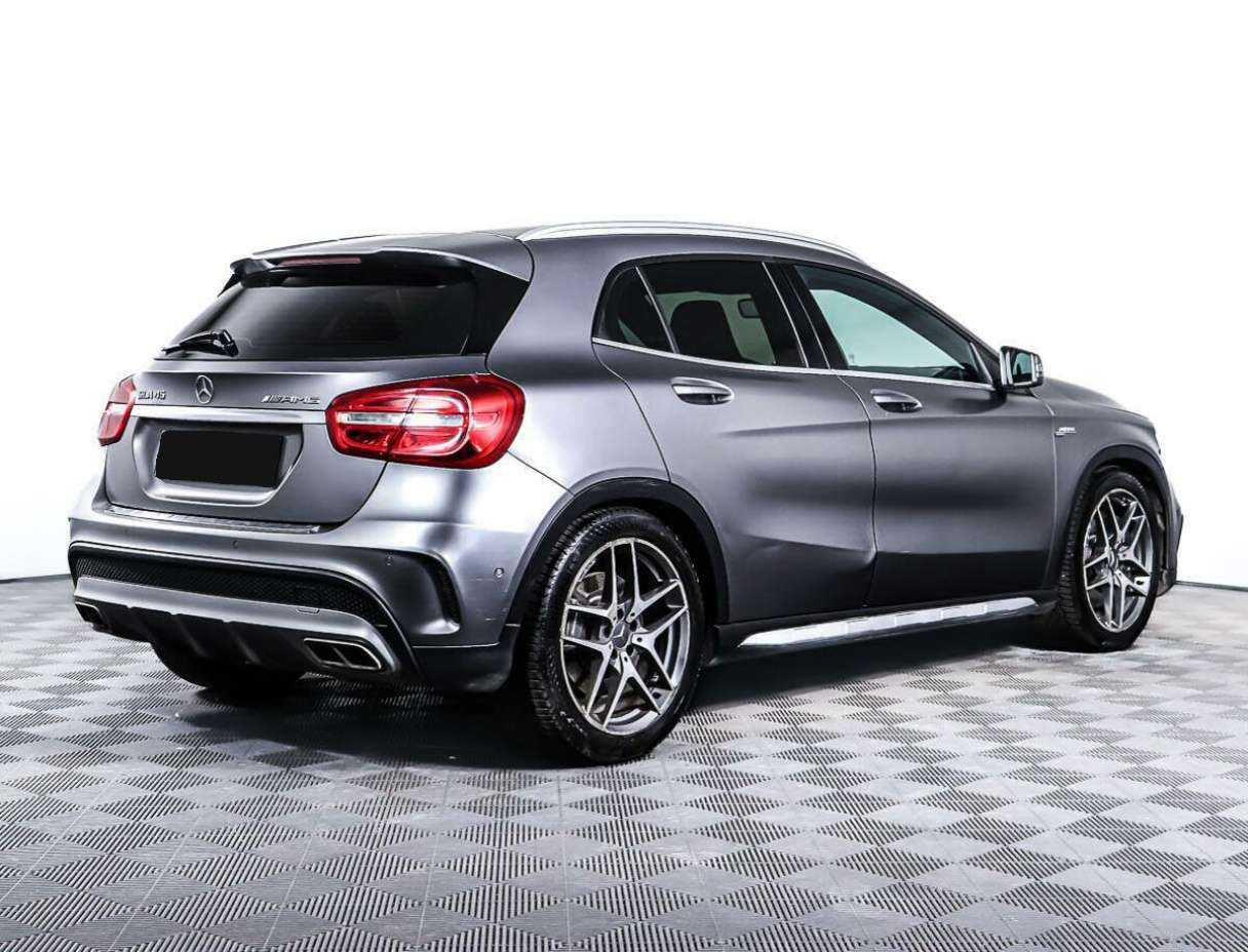 Mercedes-Benz GLA AMG с пробегом — 2014 год. Фото: #4