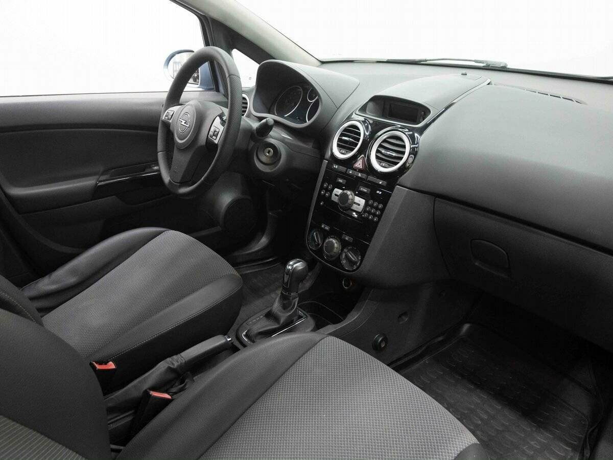 Opel Corsa с пробегом — 2008 год. Фото: #10