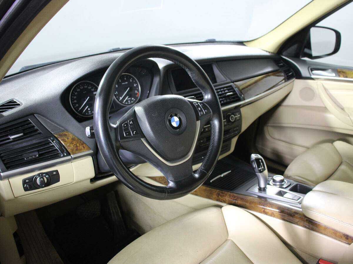 BMW X5 с пробегом — 2013 год. Фото: #12