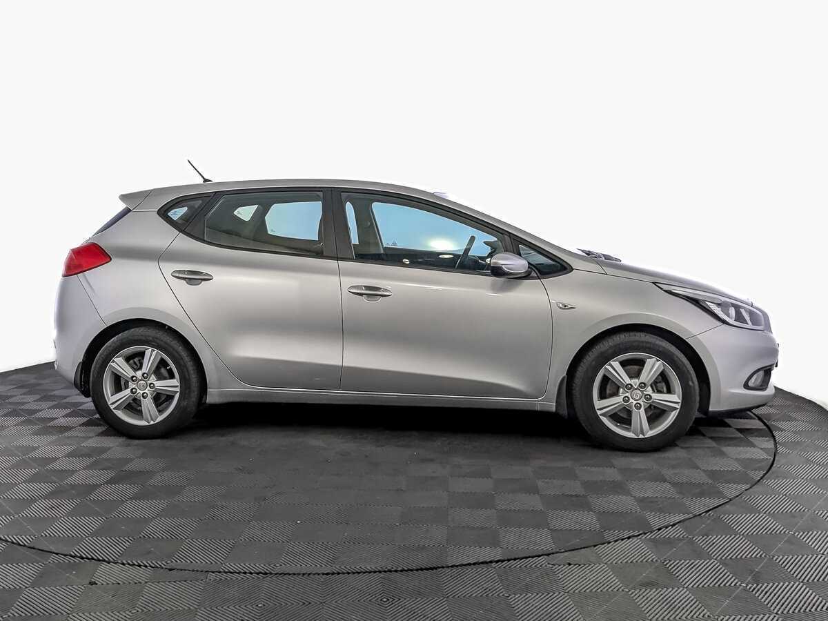 Kia Ceed с пробегом — 2015 год. Фото: #3