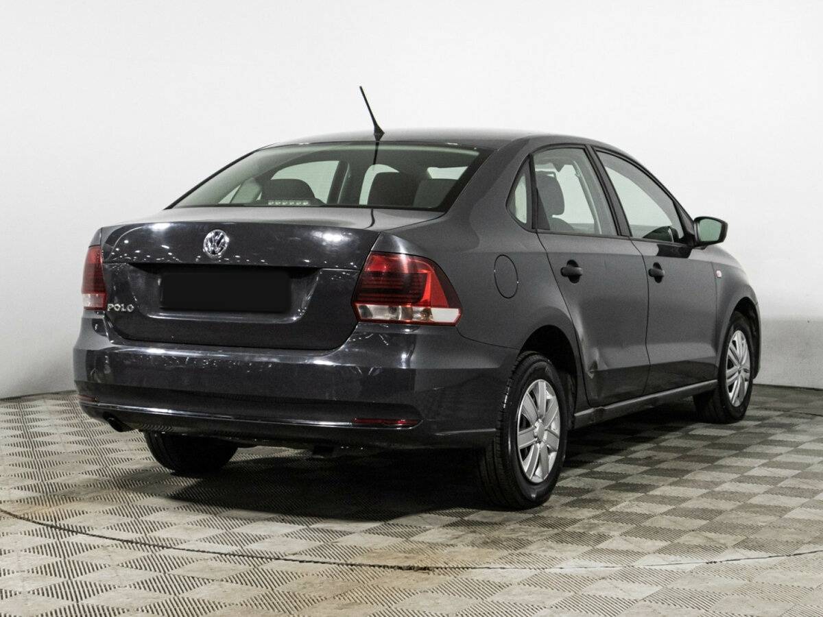Volkswagen Polo с пробегом — 2016 год. Фото: #4