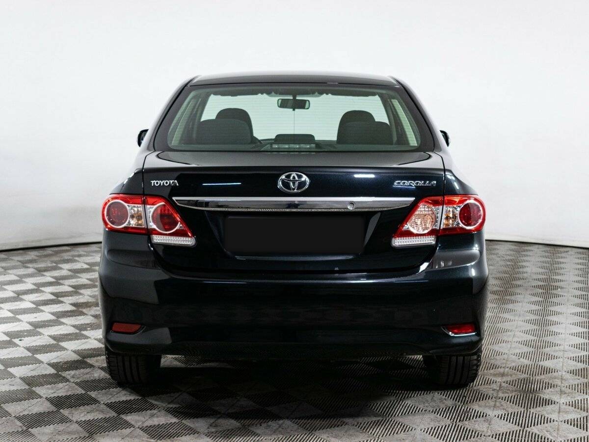 Toyota Corolla с пробегом — 2011 год. Фото: #4