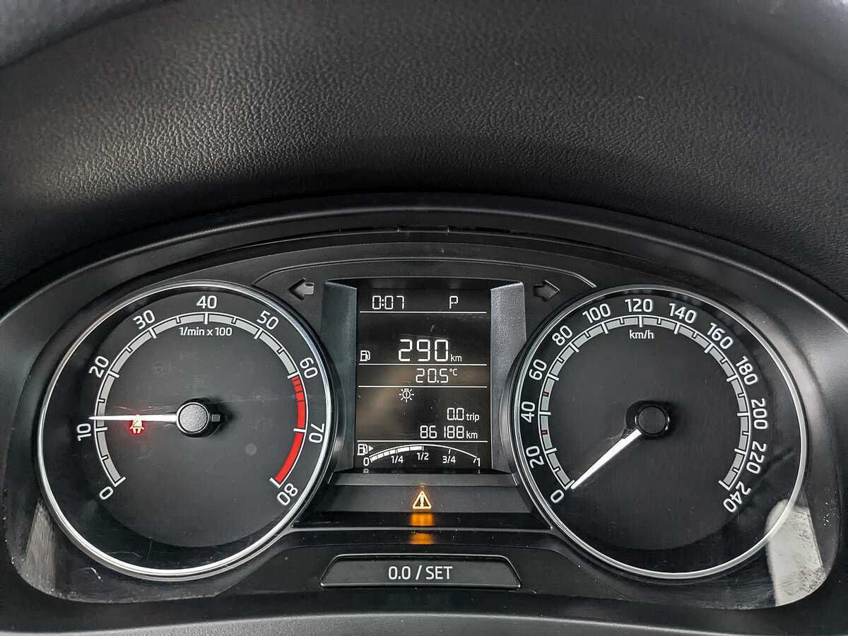 Skoda Rapid с пробегом — 2019 год. Фото: #14