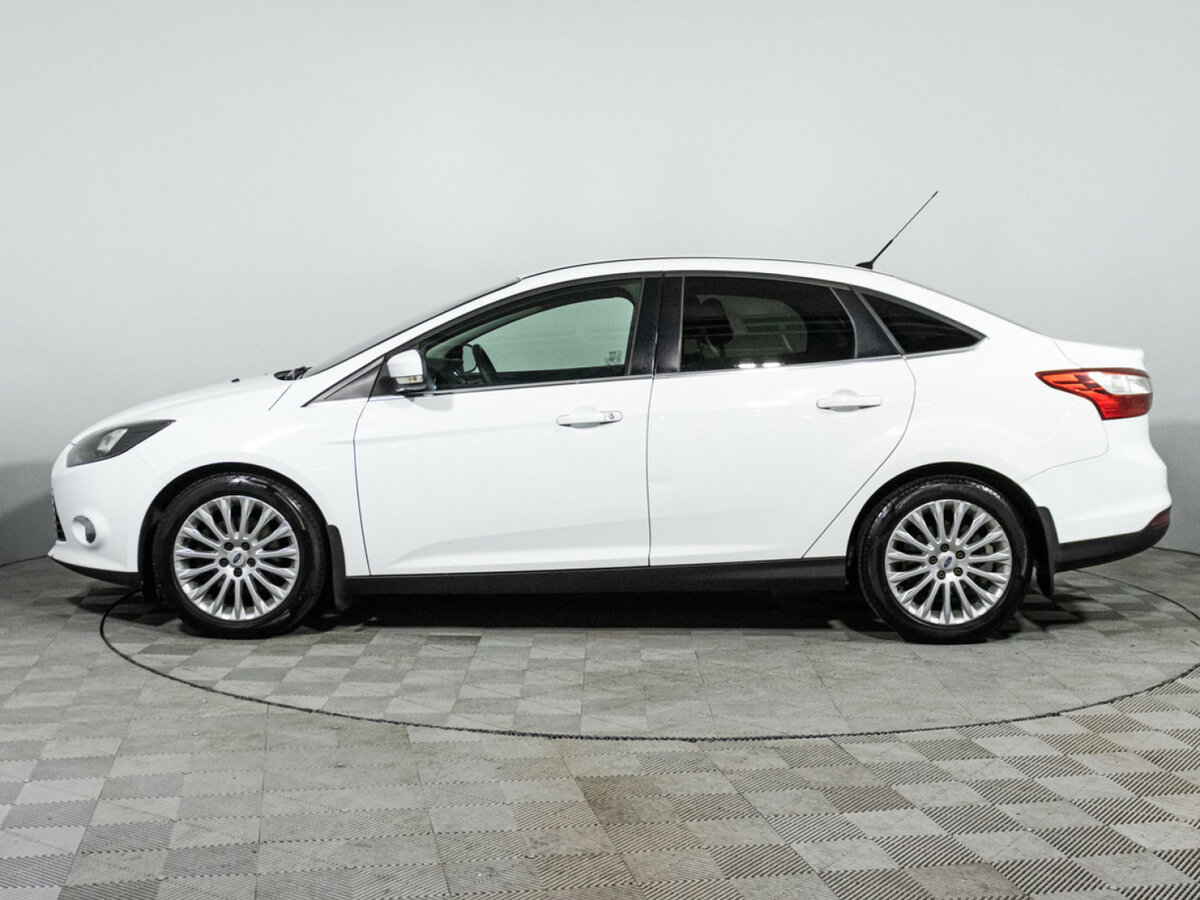Ford Focus с пробегом — 2012 год. Фото: #7