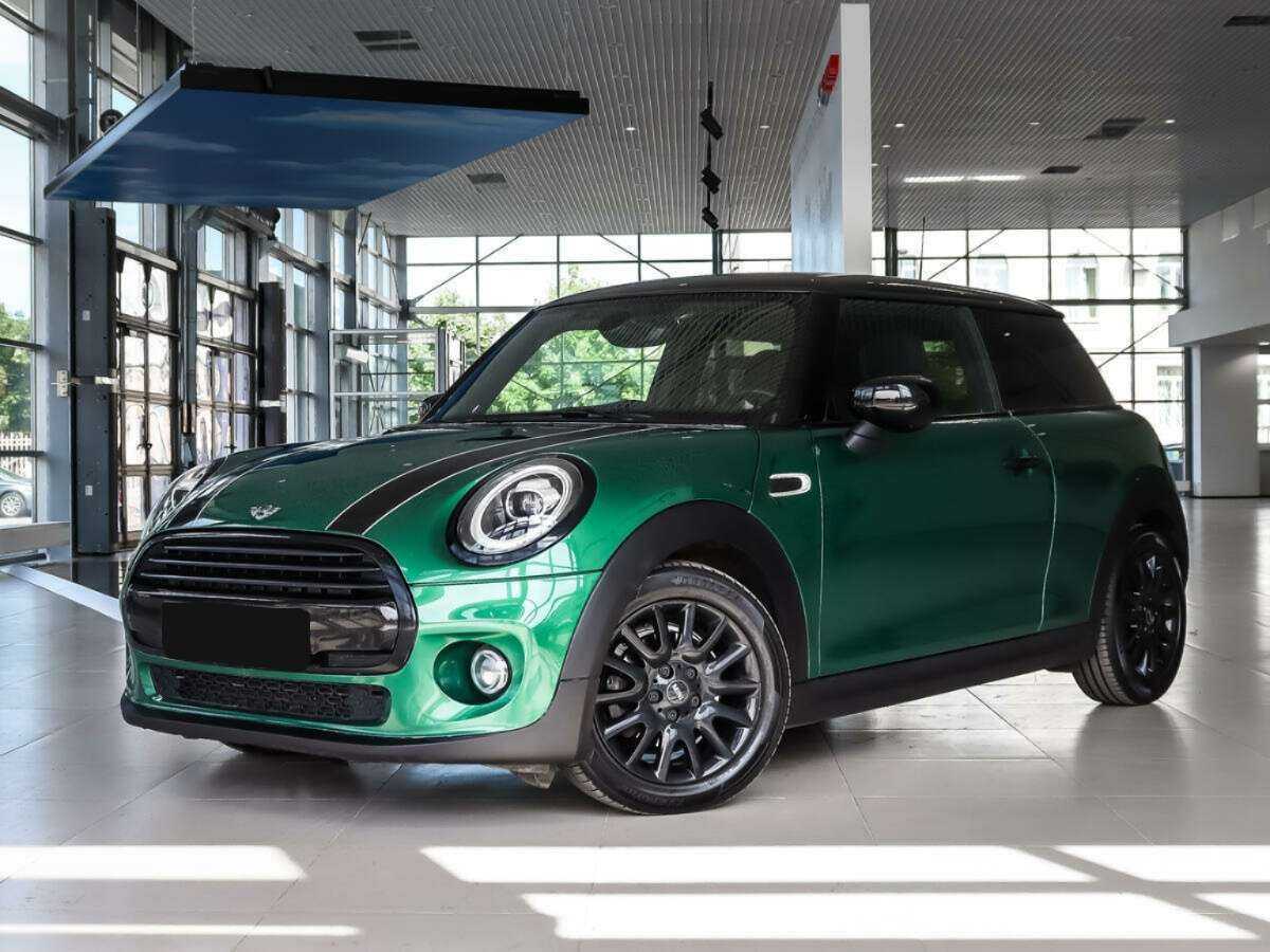 Mini Hatch с пробегом — 2020 год. Посмотреть фото