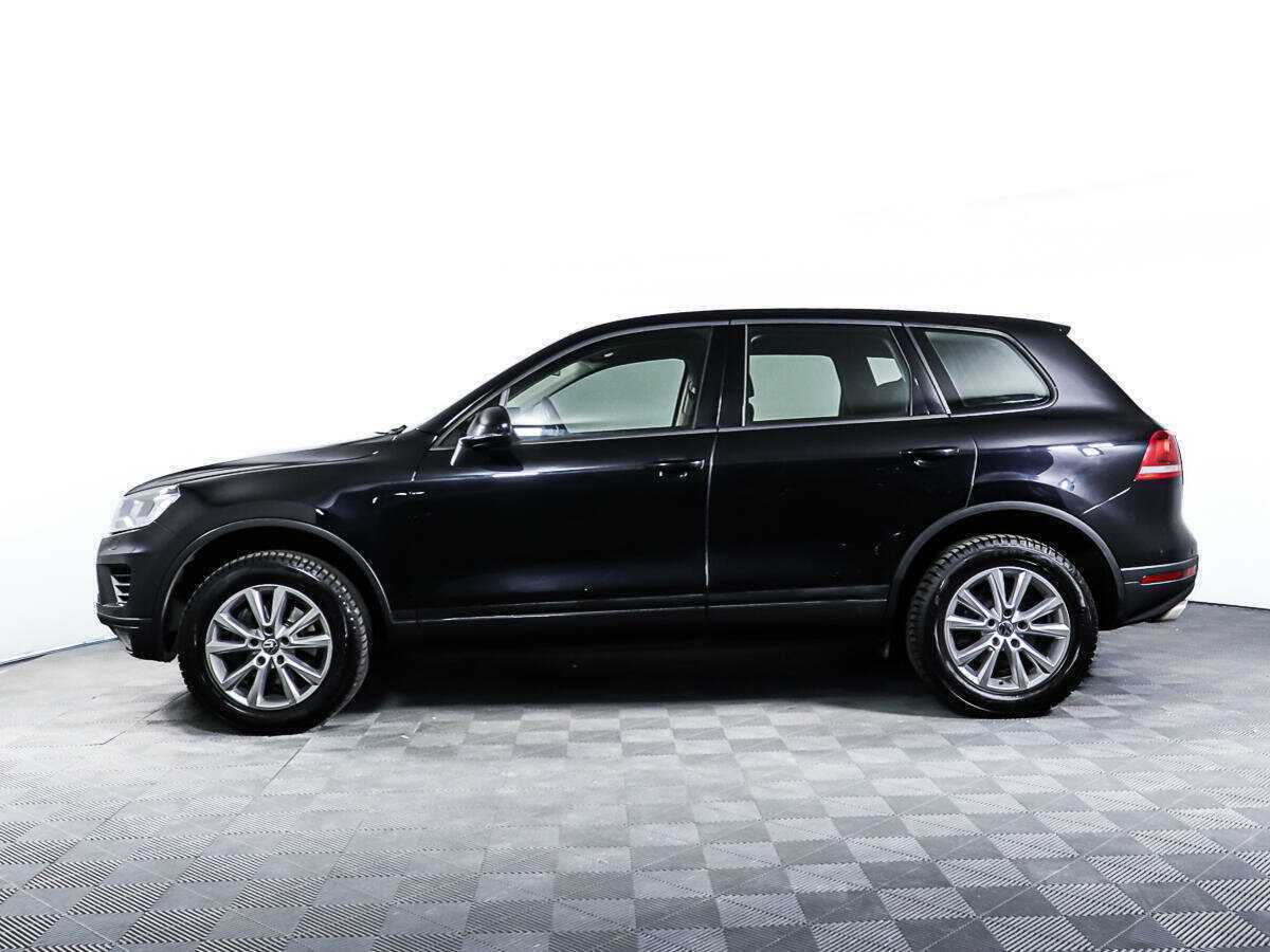 Volkswagen Touareg с пробегом — 2015 год. Фото: #7