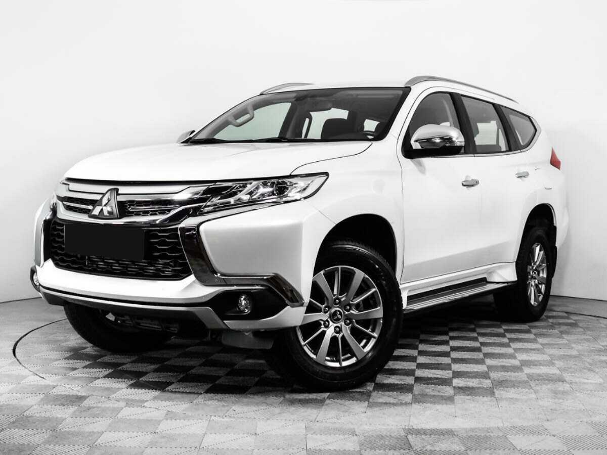 Mitsubishi Pajero Sport с пробегом — 2019 год. Фото: #0
