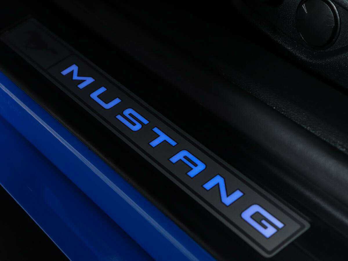 Ford Mustang с пробегом — 2022 год. Фото: #16
