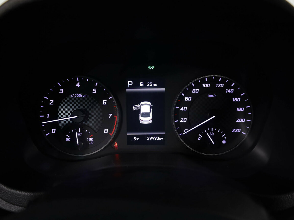 Hyundai Solaris с пробегом — 2021 год. Фото: #7