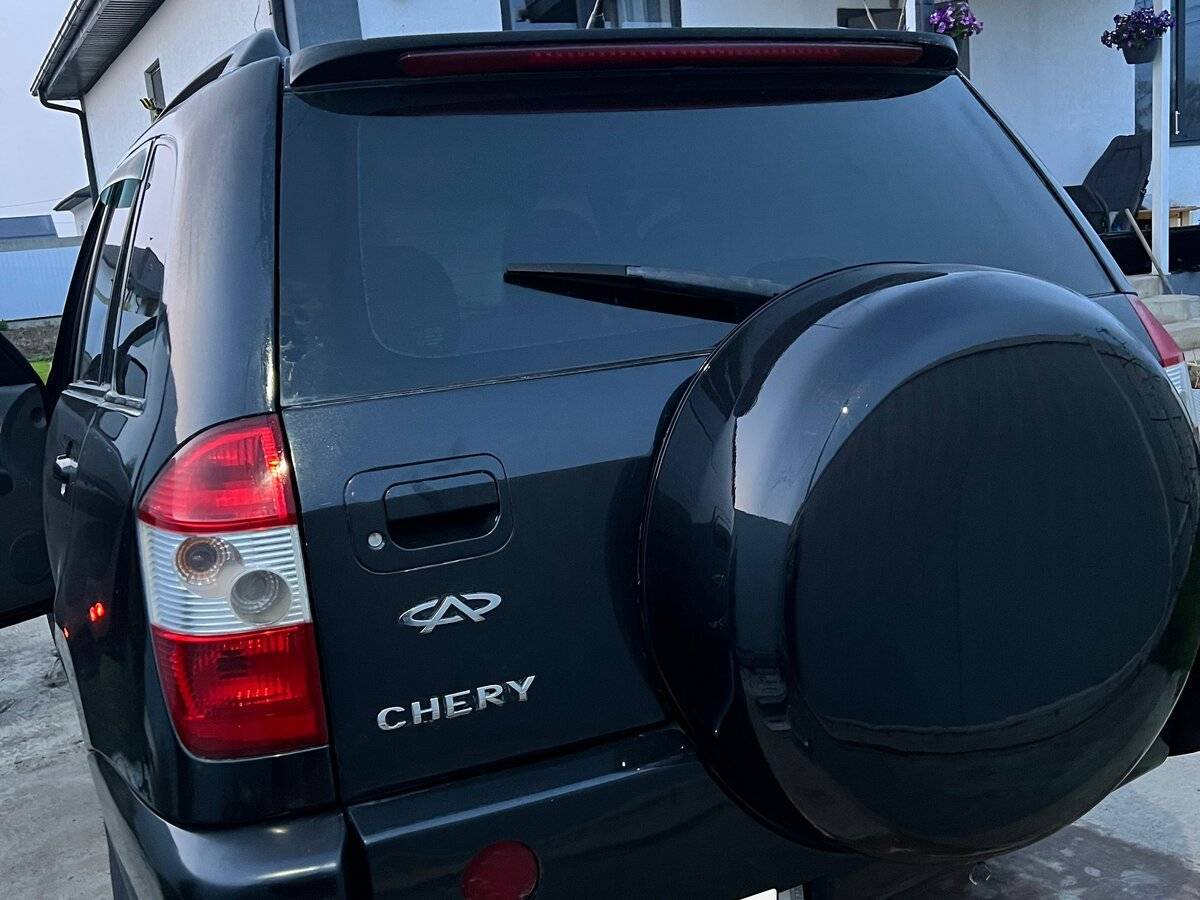 Chery Tiggo (T11) с пробегом — 2010 год. Фото: #7