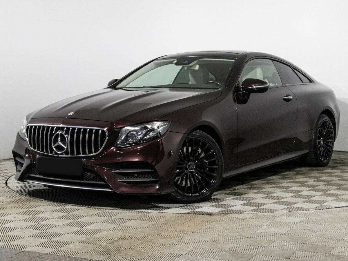 Mercedes-Benz E-Класс с пробегом — 2018 год. Посмотреть фото