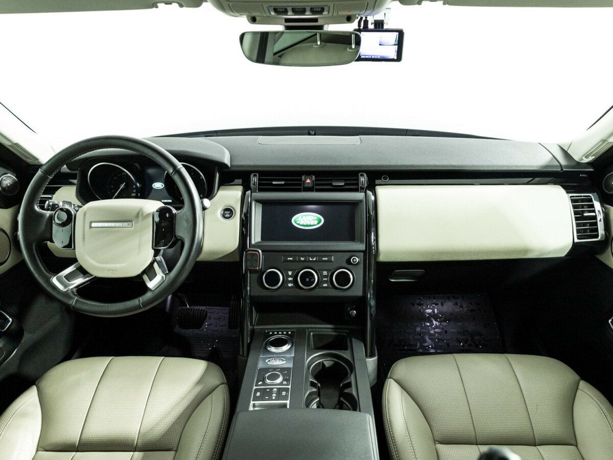 Land Rover Discovery с пробегом — 2020 год. Фото: #11