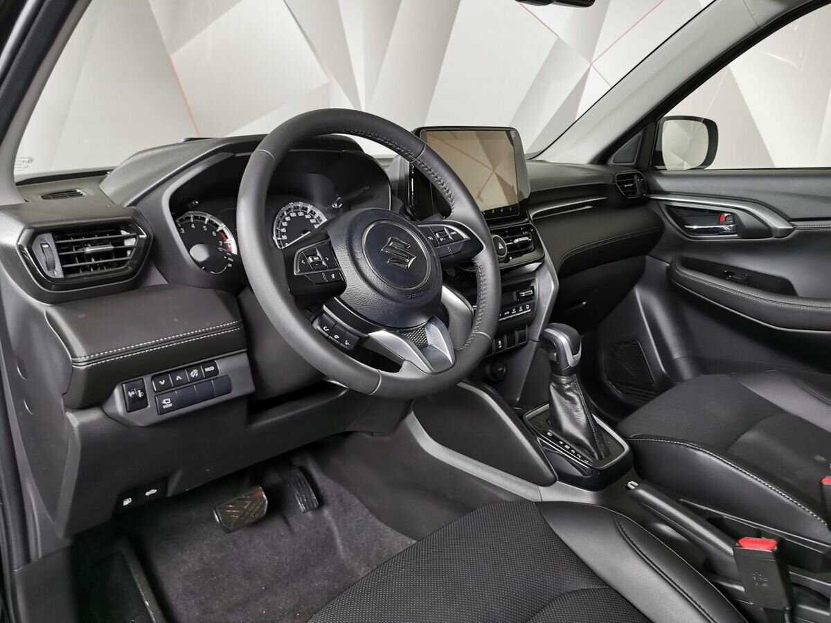 Suzuki Grand Vitara с пробегом — 2022 год. Фото: #13