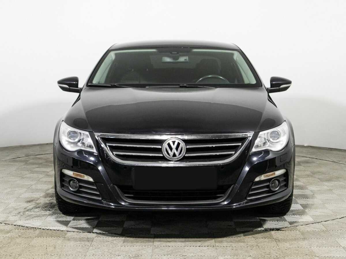 Volkswagen Passat CC с пробегом — 2011 год. Фото: #1