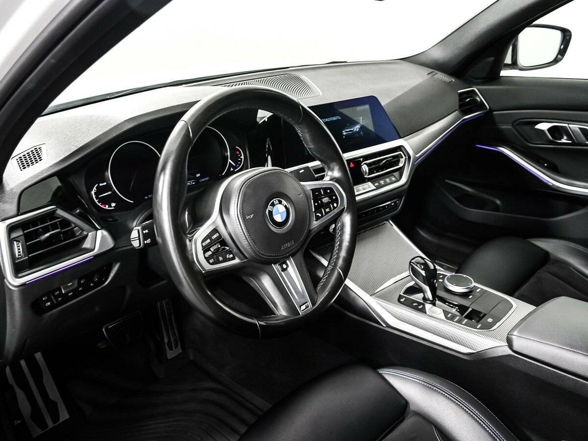 BMW 3 серии с пробегом — 2019 год. Фото: #12