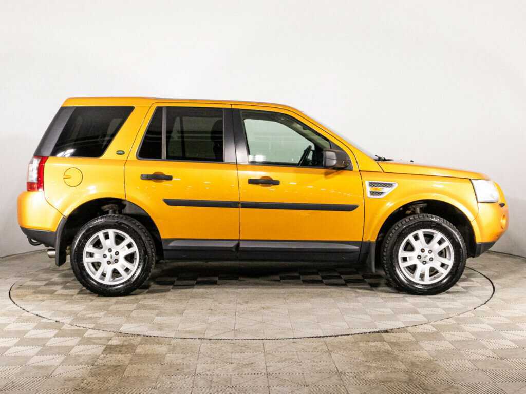 Land Rover Freelander с пробегом — 2007 год. Фото: #3