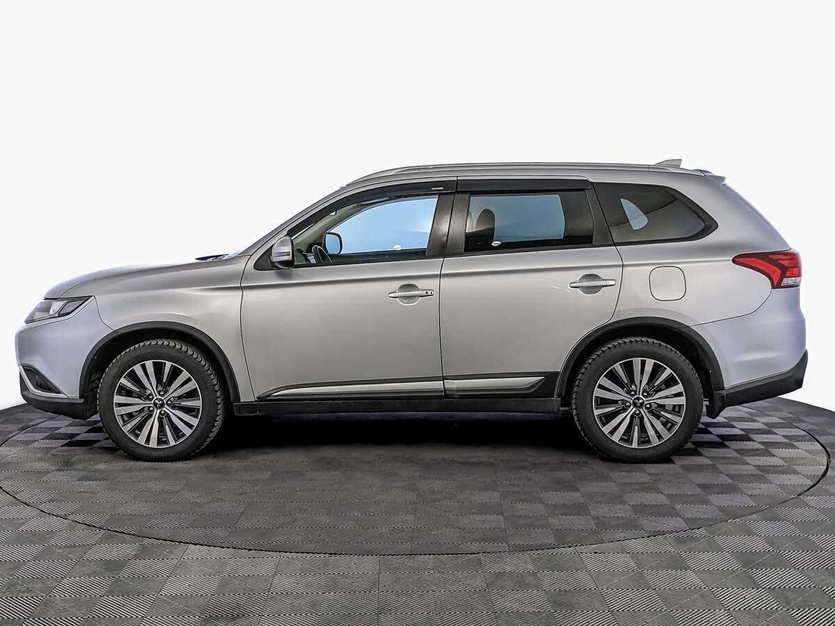 Mitsubishi Outlander с пробегом — 2020 год. Фото: #7