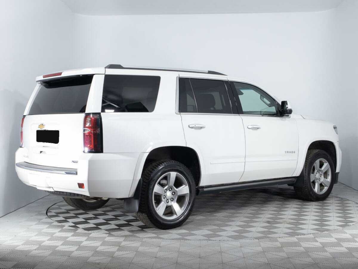 Chevrolet Tahoe с пробегом — 2017 год. Фото: #3