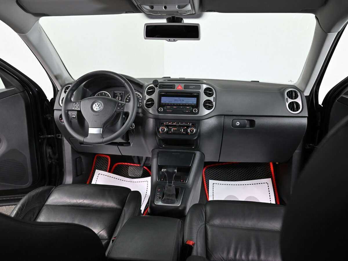 Volkswagen Tiguan с пробегом — 2010 год. Фото: #4