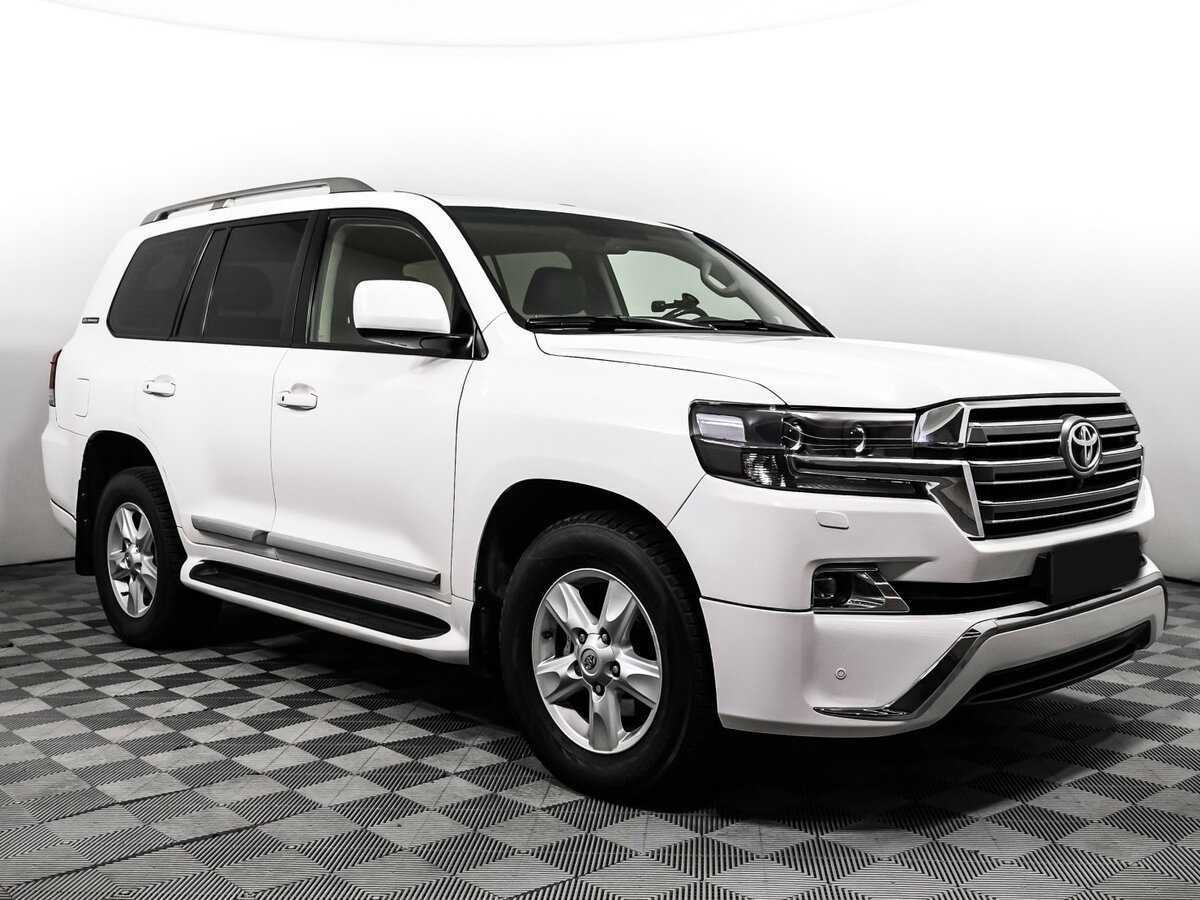 Toyota Land Cruiser с пробегом — 2011 год. Фото: #2