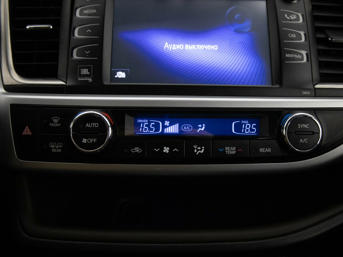 Toyota Highlander с пробегом — 2015 год. Фото: #12