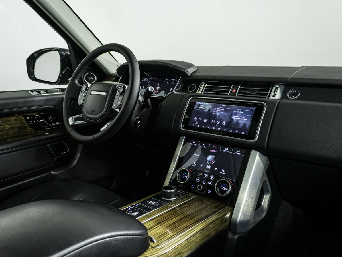 Land Rover Range Rover с пробегом — 2018 год. Фото: #6