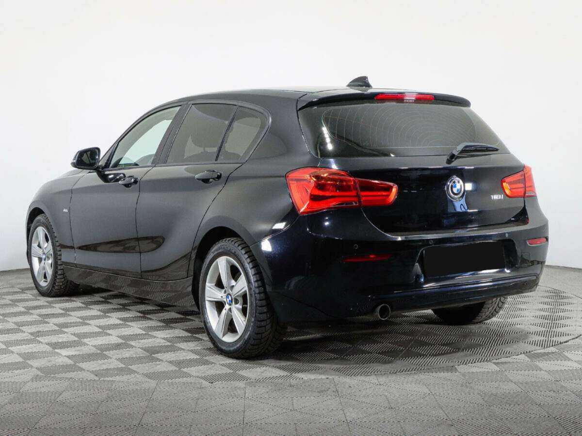 BMW 1 серии с пробегом — 2016 год. Фото: #6