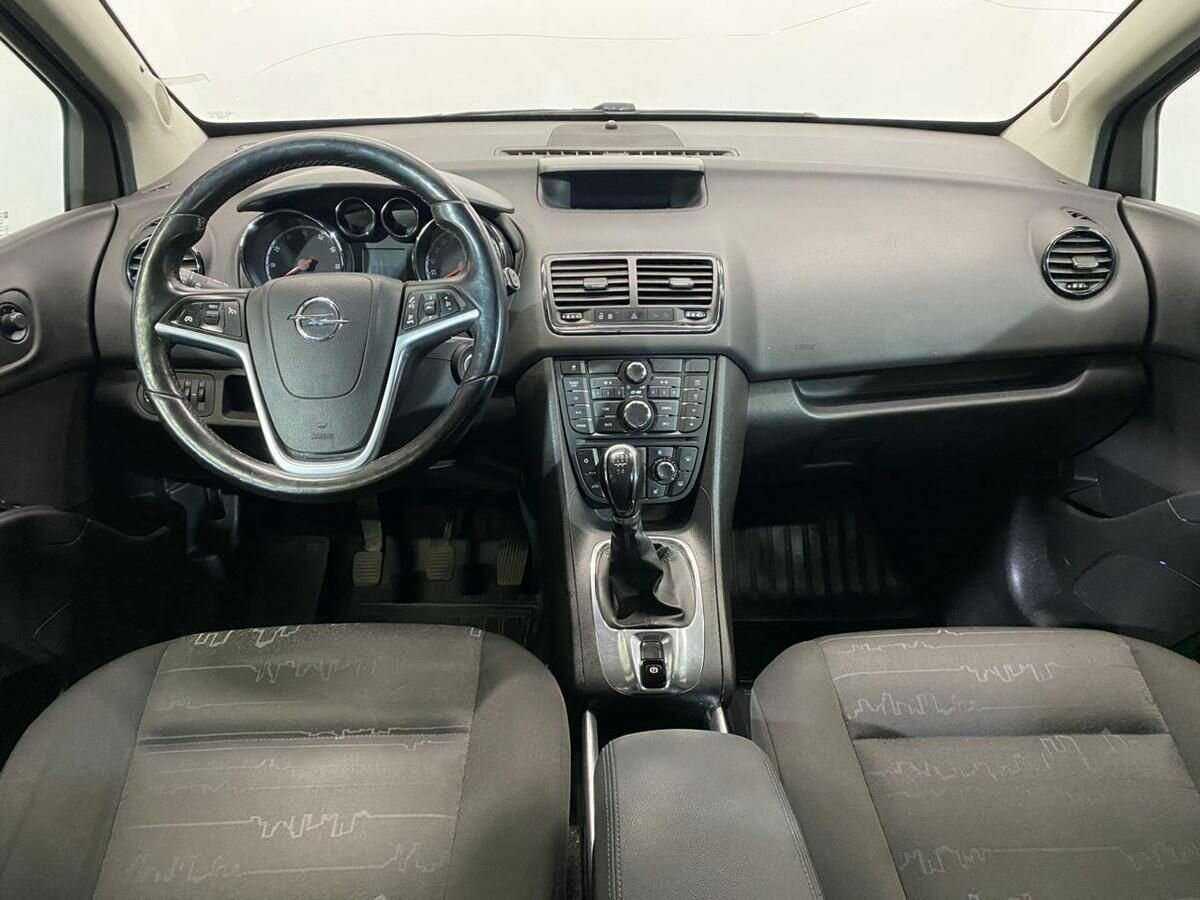 Opel Meriva с пробегом — 2011 год. Фото: #10