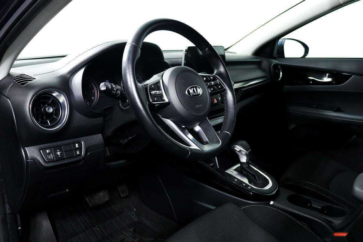 Kia Cerato с пробегом — 2021 год. Фото: #12