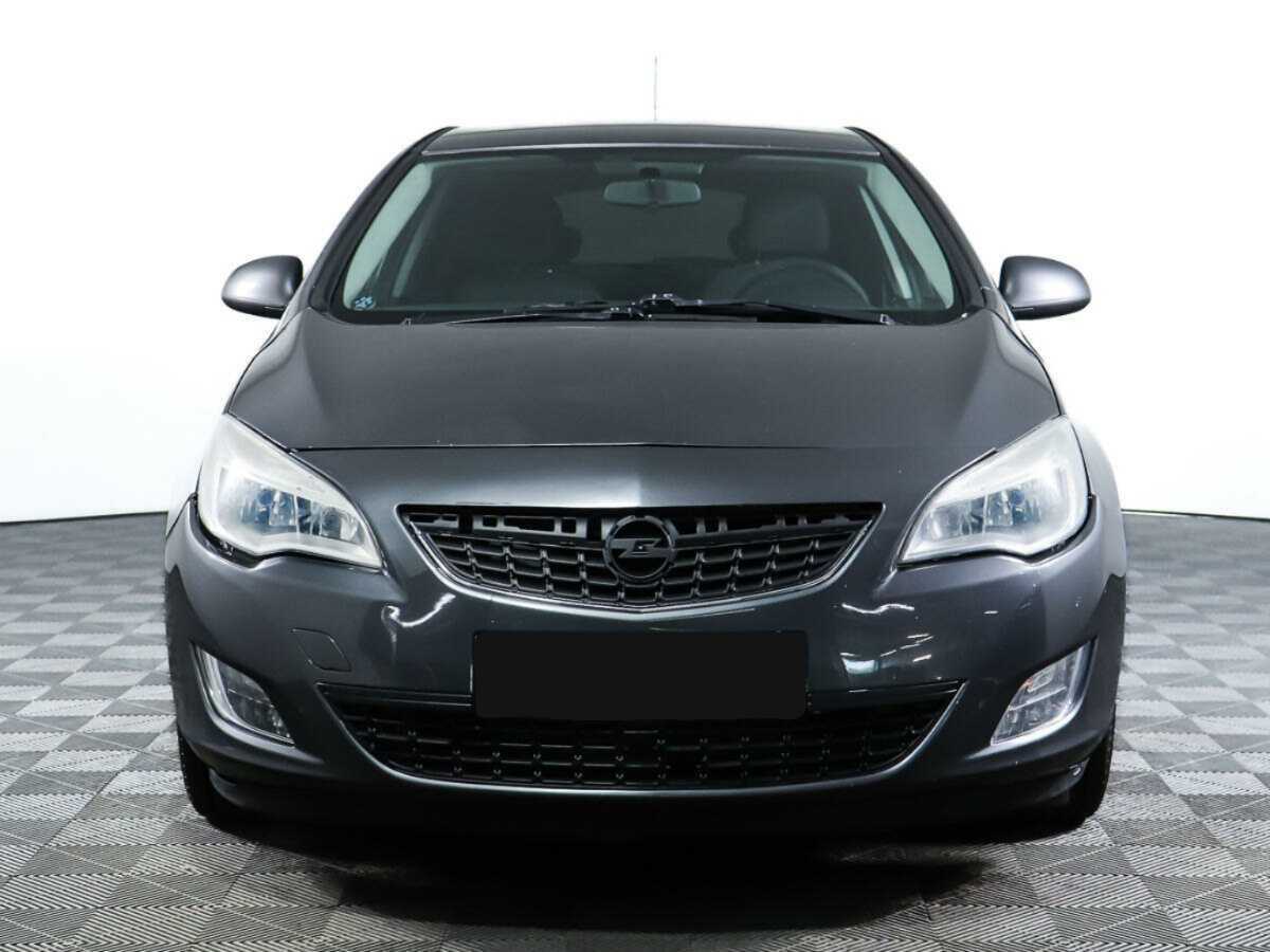 Opel Astra с пробегом — 2011 год. Посмотреть фото