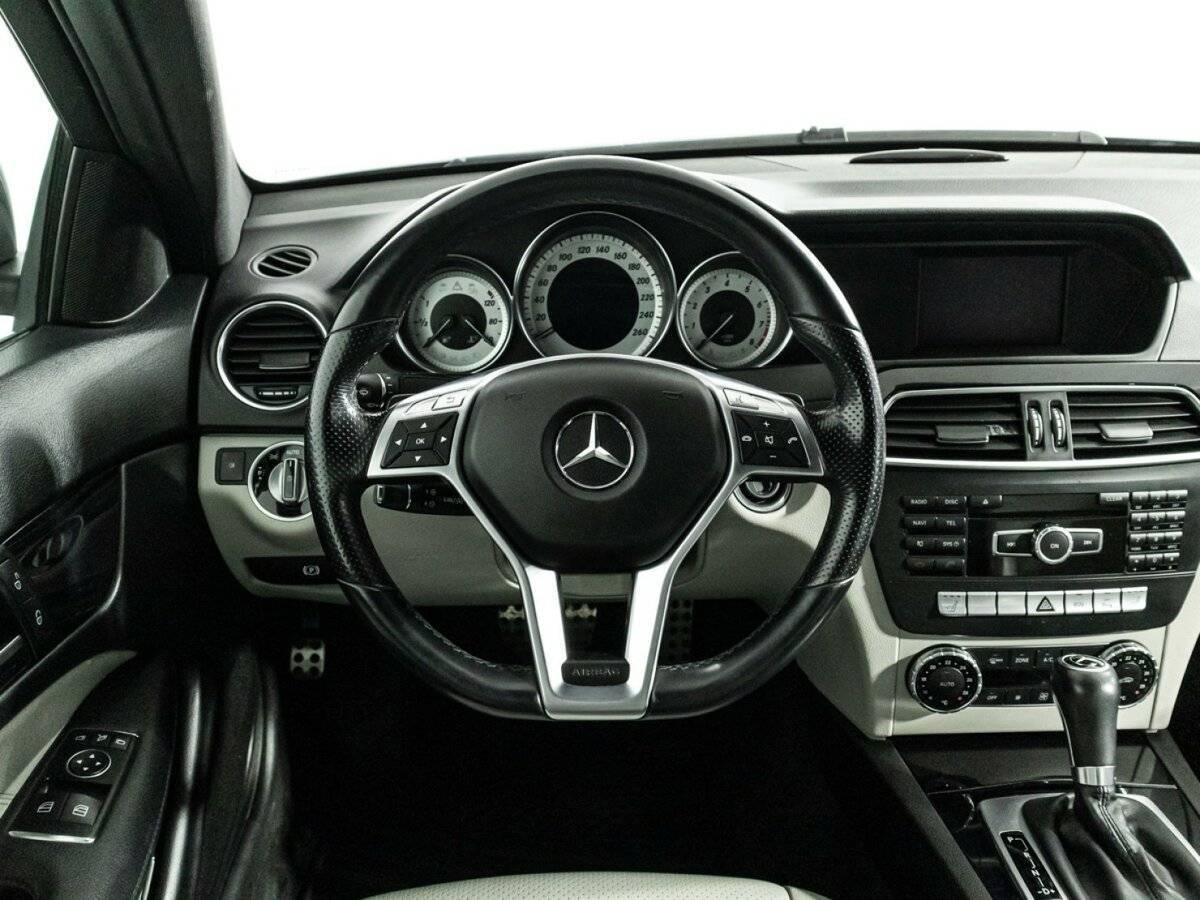 Mercedes-Benz C-Класс с пробегом — 2012 год. Фото: #16