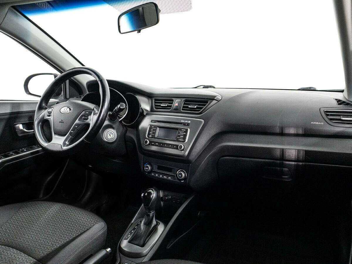 Kia Rio с пробегом — 2016 год. Фото: #8