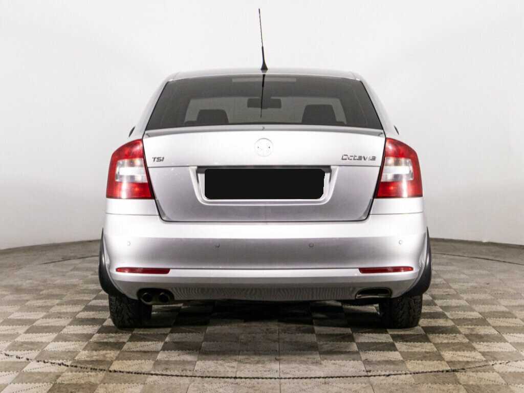 Skoda Octavia с пробегом — 2010 год. Фото: #5