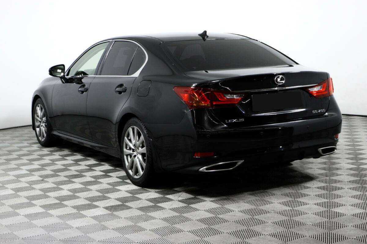 Lexus GS с пробегом — 2012 год. Фото: #6