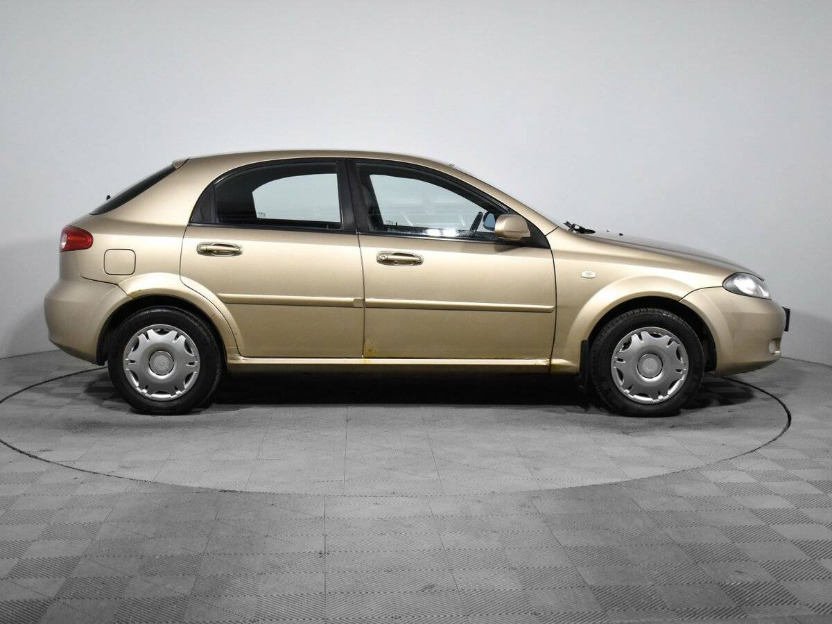 Chevrolet Lacetti с пробегом — 2007 год. Фото: #3