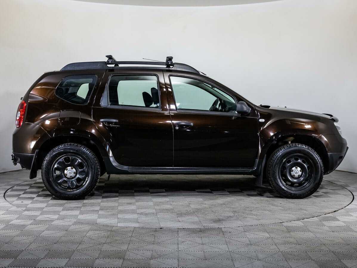 Renault Duster с пробегом — 2015 год. Фото: #3