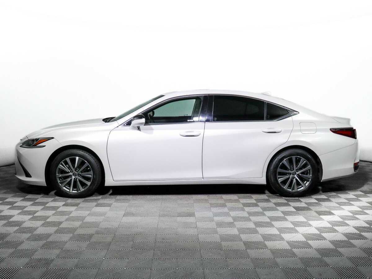 Lexus ES с пробегом — 2019 год. Фото: #4