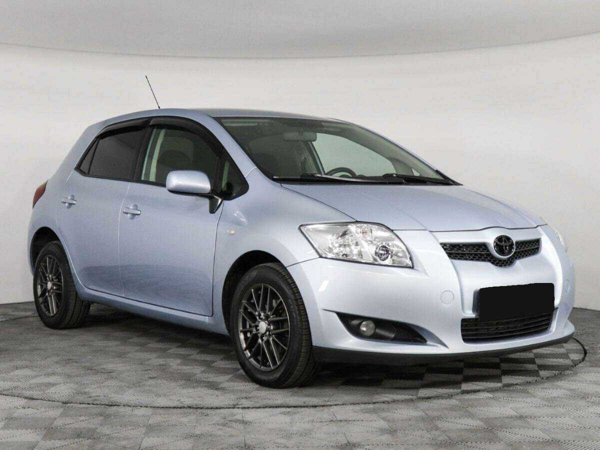 Toyota Auris с пробегом — 2007 год. Фото: #2