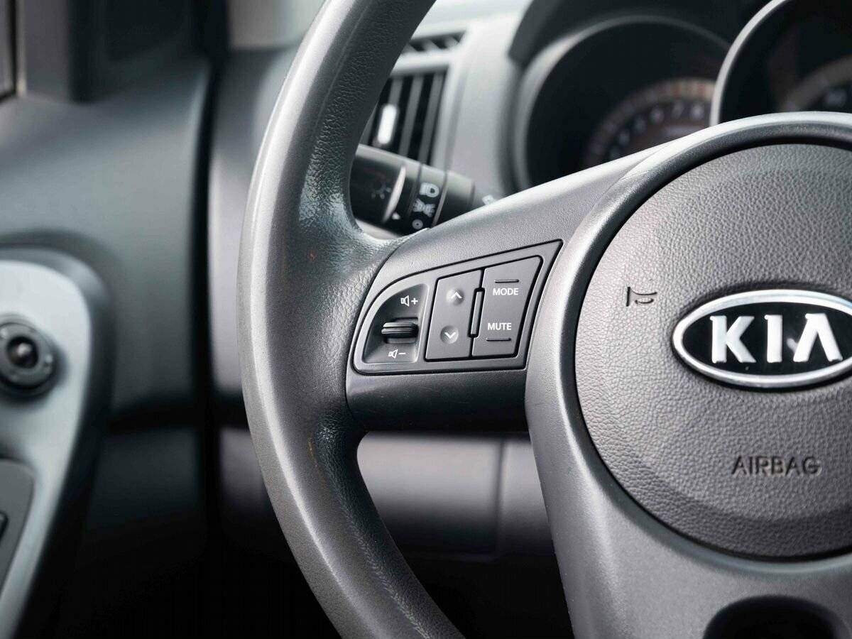 Kia Cerato с пробегом — 2012 год. Фото: #13