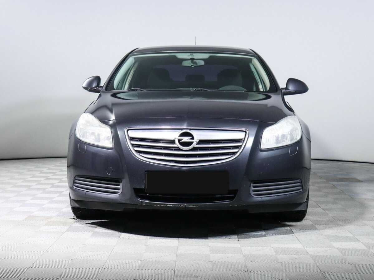 Opel Insignia с пробегом — 2012 год. Фото: #1