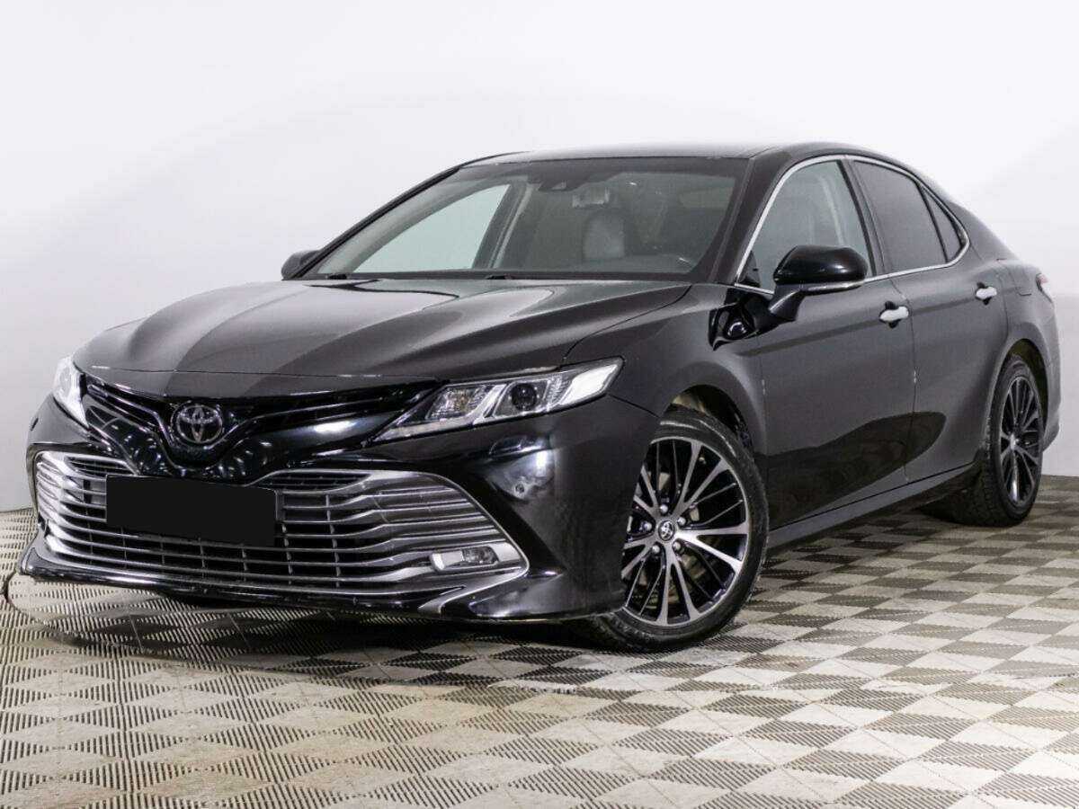 Toyota Camry с пробегом — 2018 год. Фото: #0