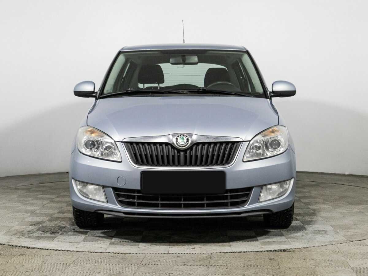 Skoda Fabia с пробегом — 2010 год. Фото: #1