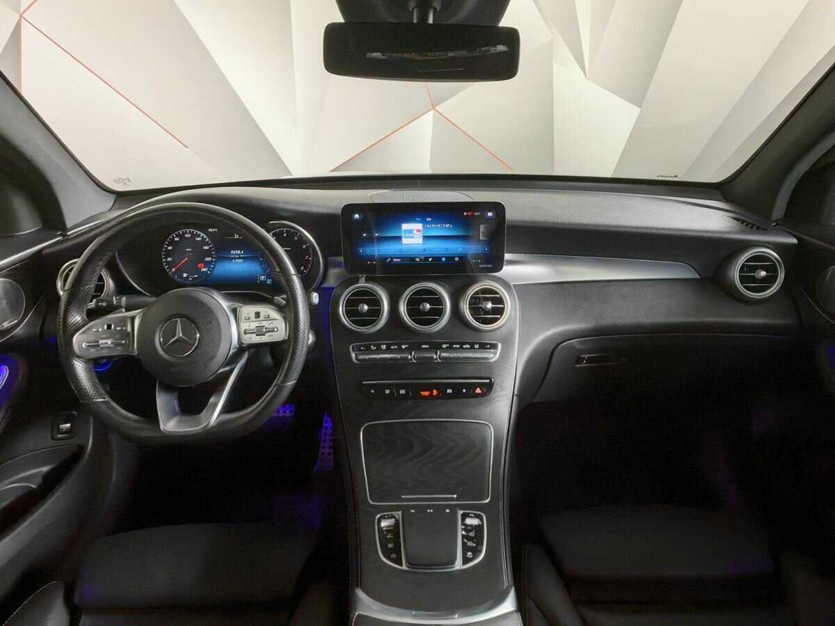 Mercedes-Benz GLC с пробегом — 2020 год. Фото: #9